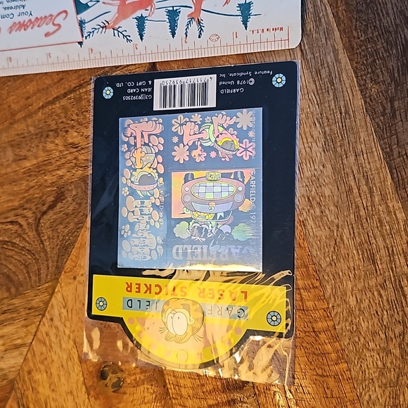 Vintage Garfield laser stickers sheet in car with Odie - Picture 4 of 10